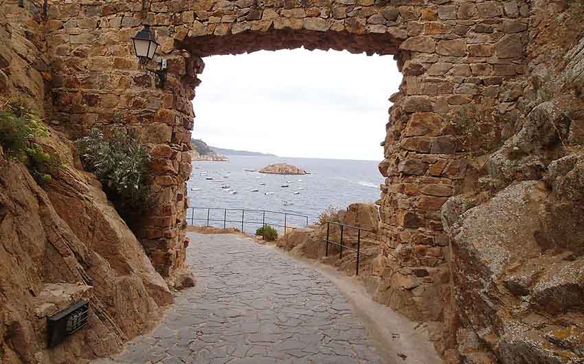 Arches in Spain with The Little Voyager