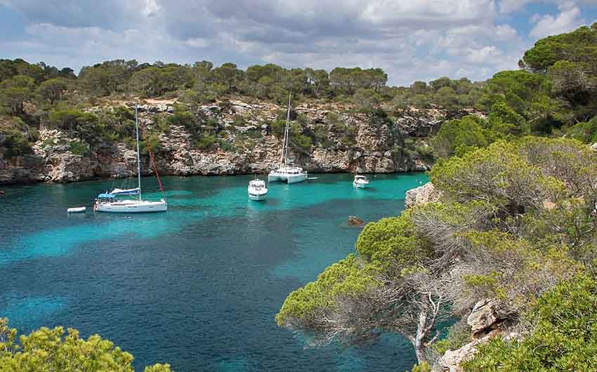 Mallorca Coves with The Little Voyager