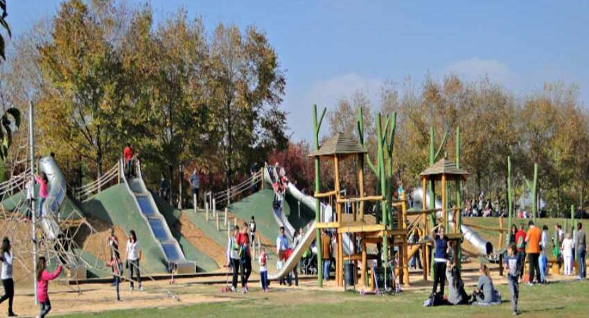 Parc Turo Playground with The Little Voyager