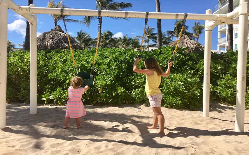 Lago Mar Swings with The Little Voyager