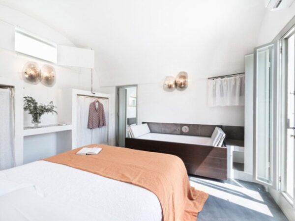 Apulian Design Apartments Family Suite Bedroom with The Little Voyager