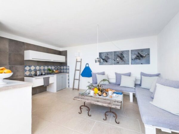 Apulian Design Apartments Living Room with The Little Voyager