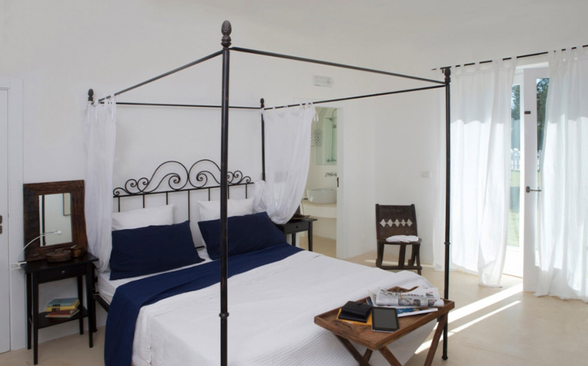 Apulian Twin Apartments Double Bedroom with The Little Voyager
