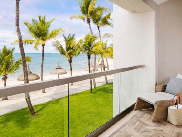 Le Saint Geran Balcony with The Little Voyager