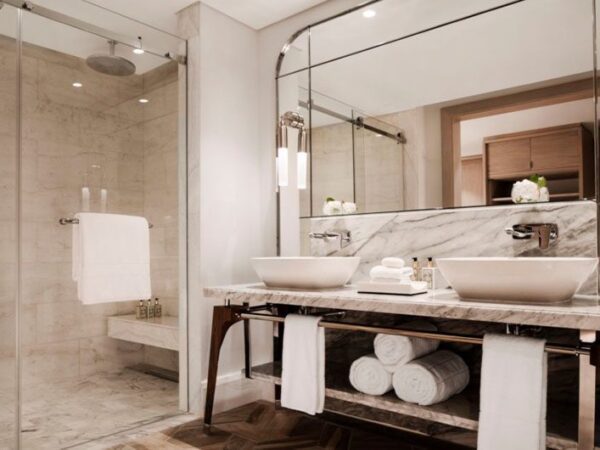 Le Saint Geran Bathroom with The Little Voyager