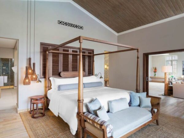 St Regis Resort in the Mauritius Manor Suite with The Little Voyager