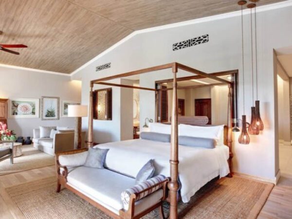 St Regis Resort in the Mauritius Ocean Room Suite with The Little Voyager