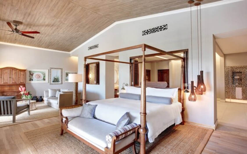 St Regis Resort in the Mauritius Ocean Room Suite with The Little Voyager