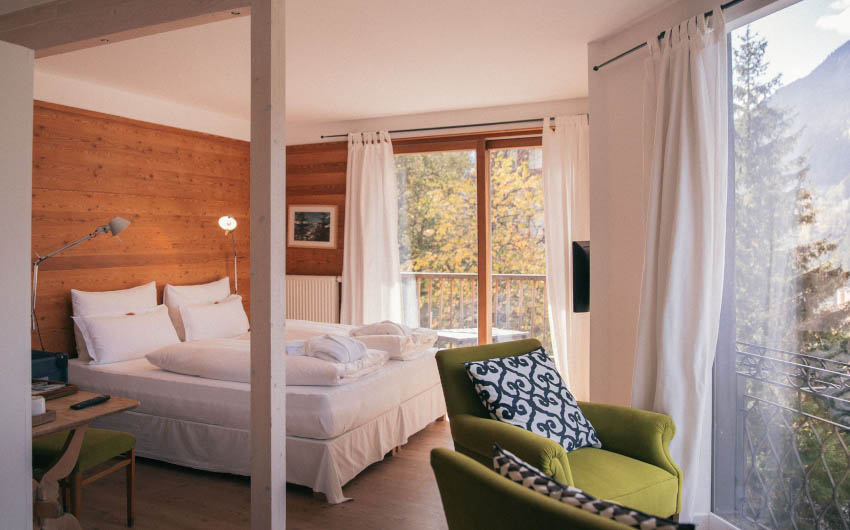 Haus Hirt Hotel Double Bedroom with The Little Voyager