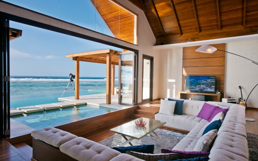 Ocean pool pavilion living room