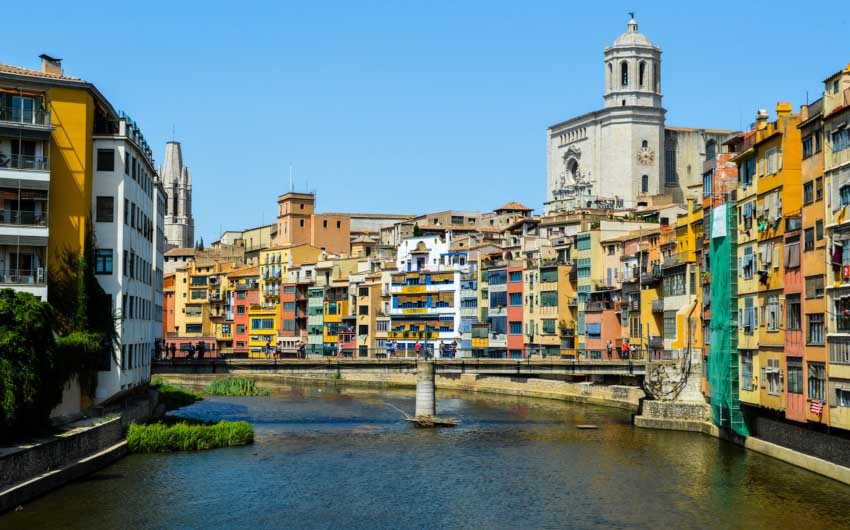 Girona Colourful River Houses with The Little Voyager