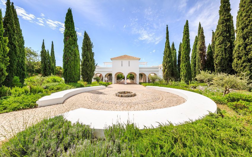 Algarvian Hideaway from outside