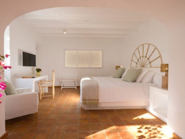 Algarvian Hideaway Deluxe Room with The Little Voyager