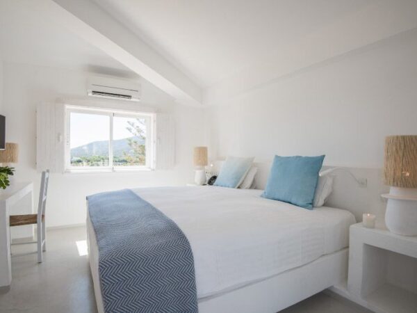 Algarvian Hideaway Junior Suite with The Little Voyager