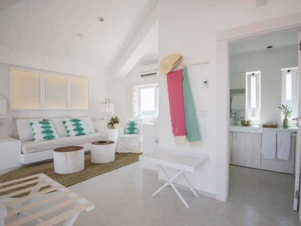Algarvian Hideaway Junior Suite Lounge with The Little Voyager