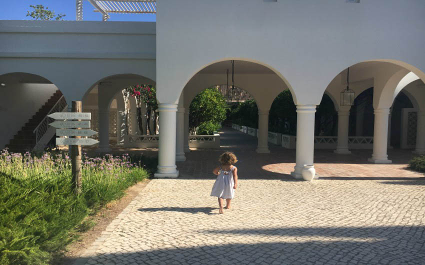 Algarvian Hideaway Outdoor Grounds with The Little Voyager
