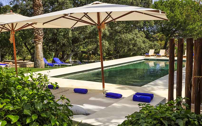 Algarvian Hideaway Pool with The Little Voyager
