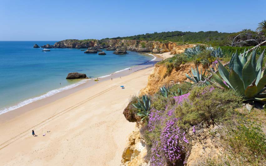 Algarvian Nature Escape Beach with The Little Voyager