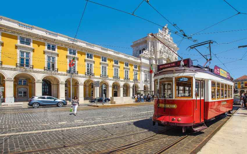 Greater Lisbon Trams with The Little Voyager