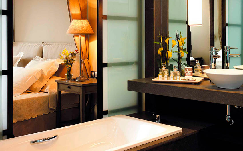 Asia Gardens Suite's Bathroom with The Little Voyager