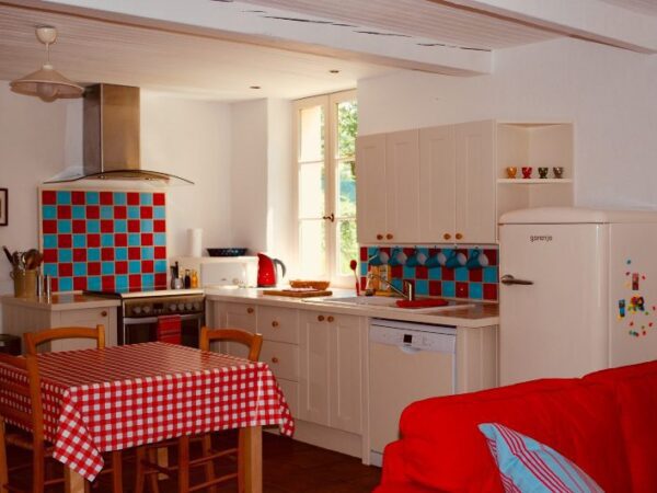 Cottage 1 French Hamlet kitchen