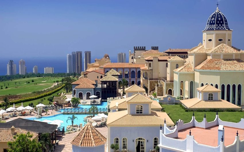 Melia Villaitana general view