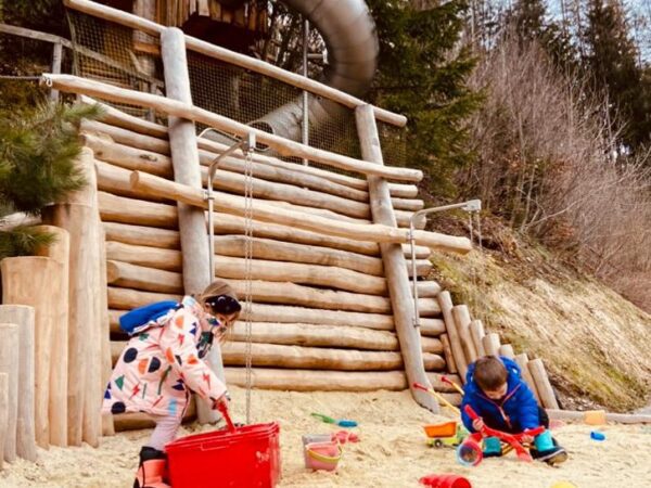 Outdoor play area Hotel Forsthofgut