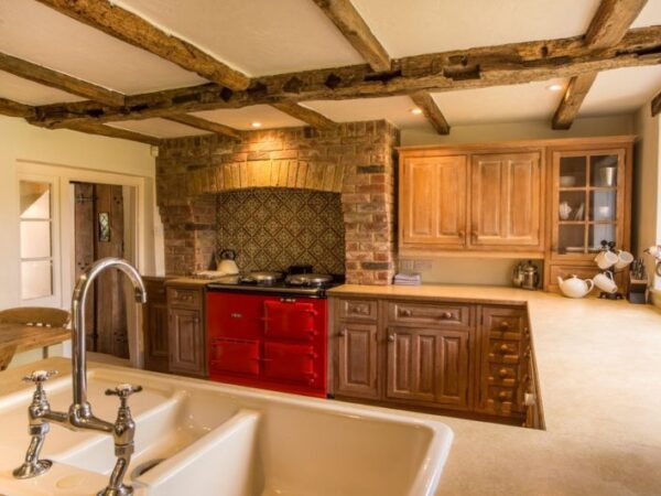 Cottage 1 kitchen