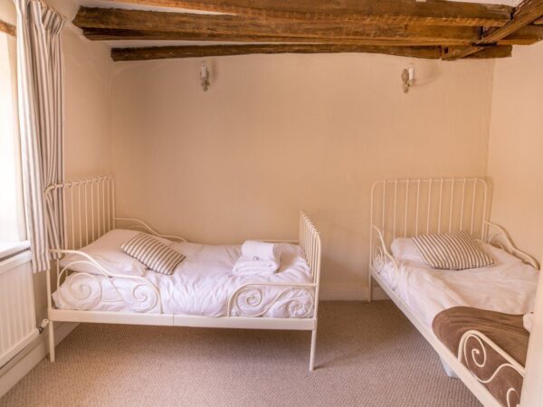 Cottage 2 twin room