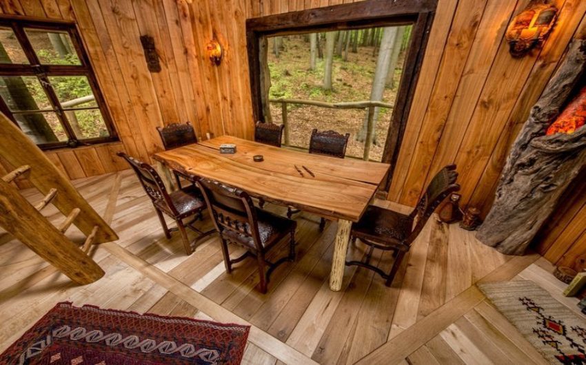 Seating area inside a treehouse at the German Treehouses