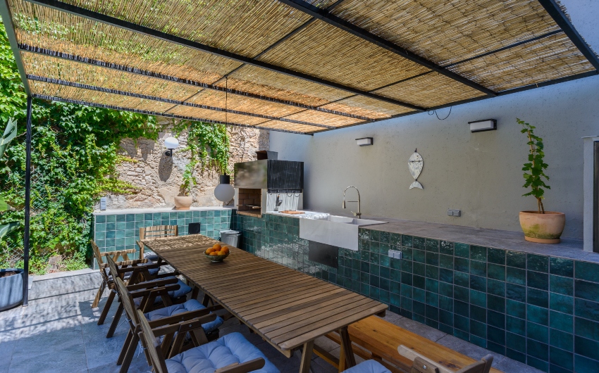 Costa Brava Pool House outdor kitchen