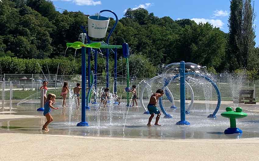 Water playground at Aix-les-Bains