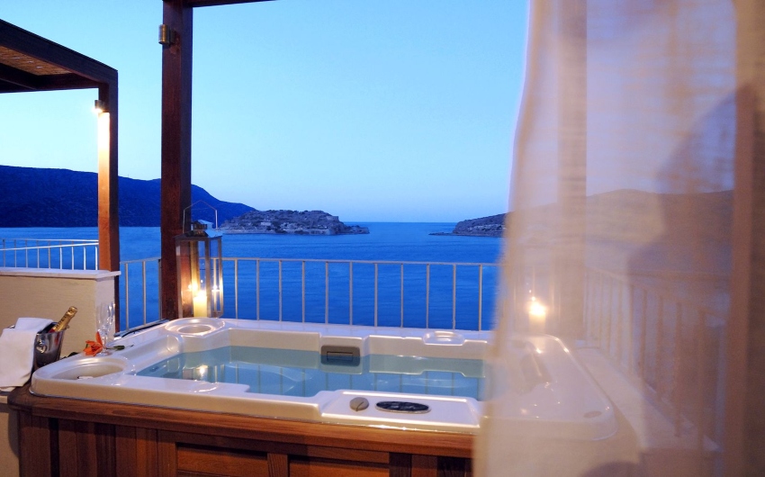 Outdoor Jacuzzi at the Family Suite at the Cretan Luxury Family Resort