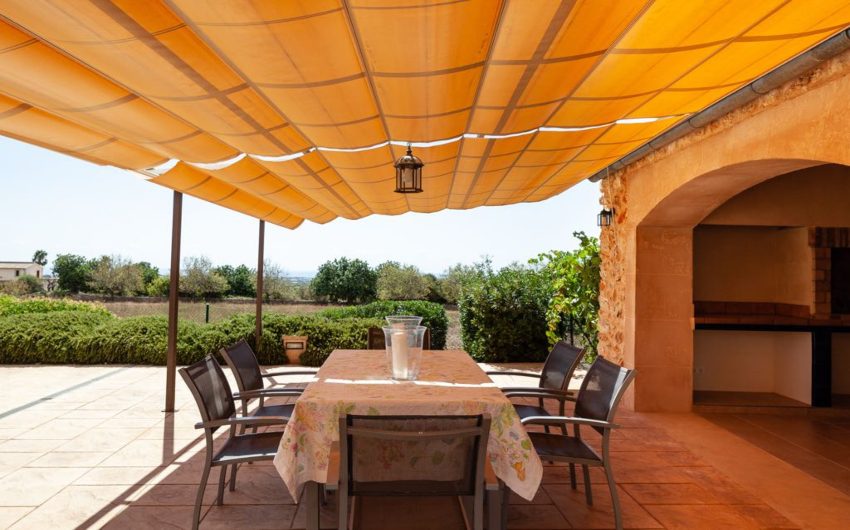 outdoor dining area