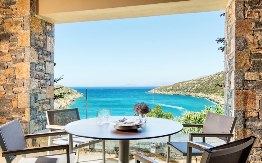 Premium Suite with sea views at Daios Cove