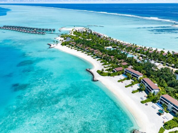 Aerial view of Kuda Villingili Resort
